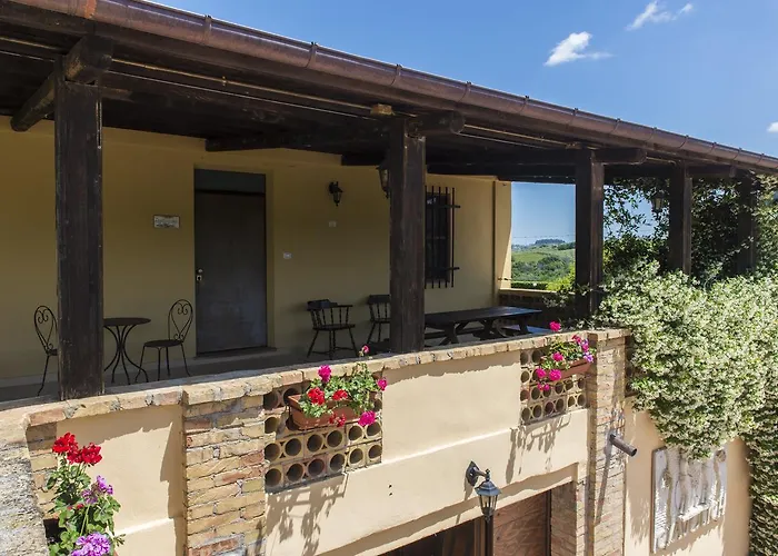 Фермерский дом Masseria Del Vino - Ciavolich Wine Estate